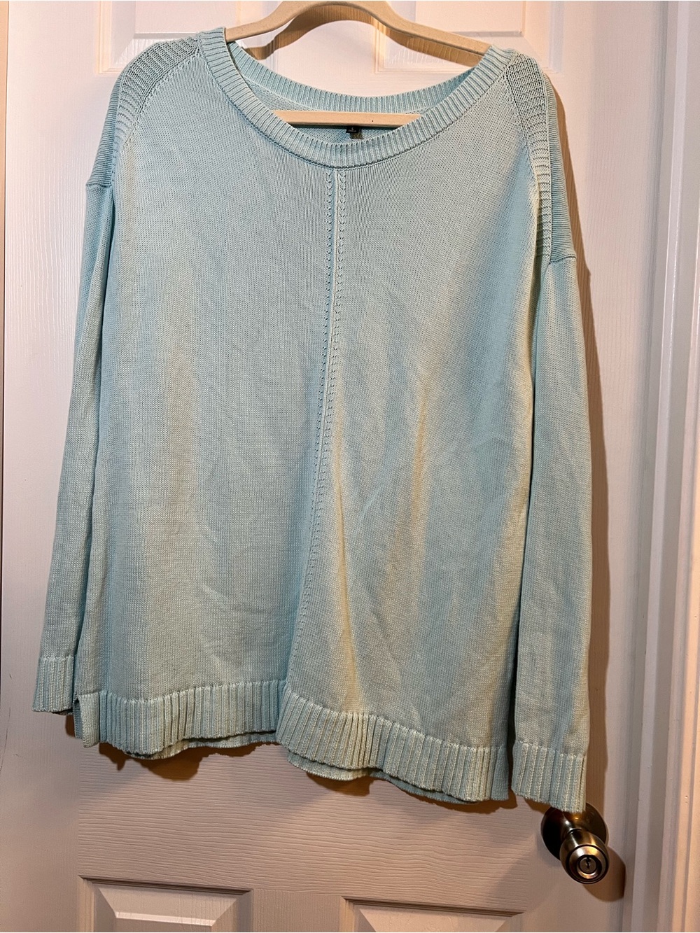 🦋 Talbots Light Aqua Scoop Neck Sweater size large